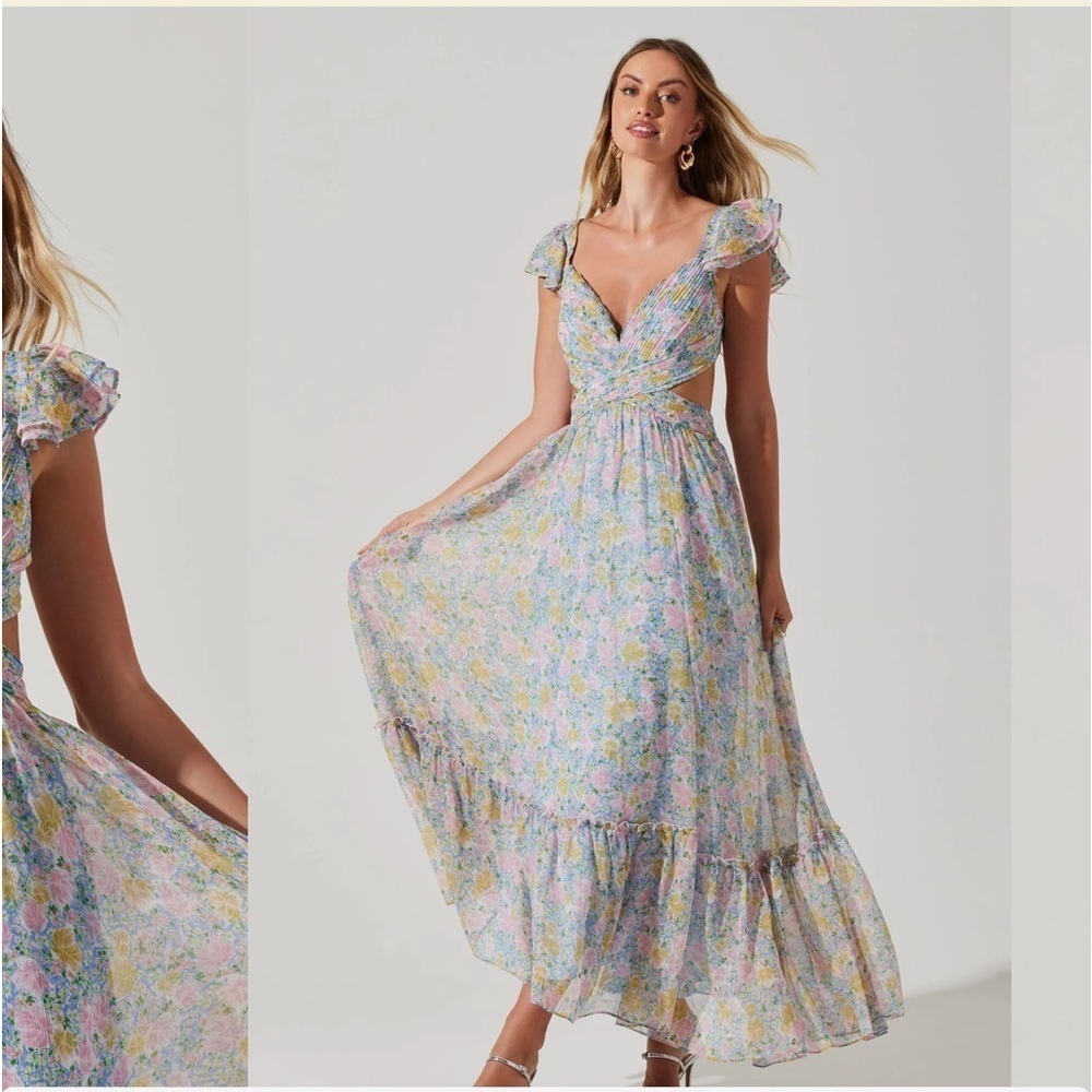 ASTR LABEL PRIMROSE FLORAL STRAPPY BACK MAXI DRESS - Picture 2 of 9